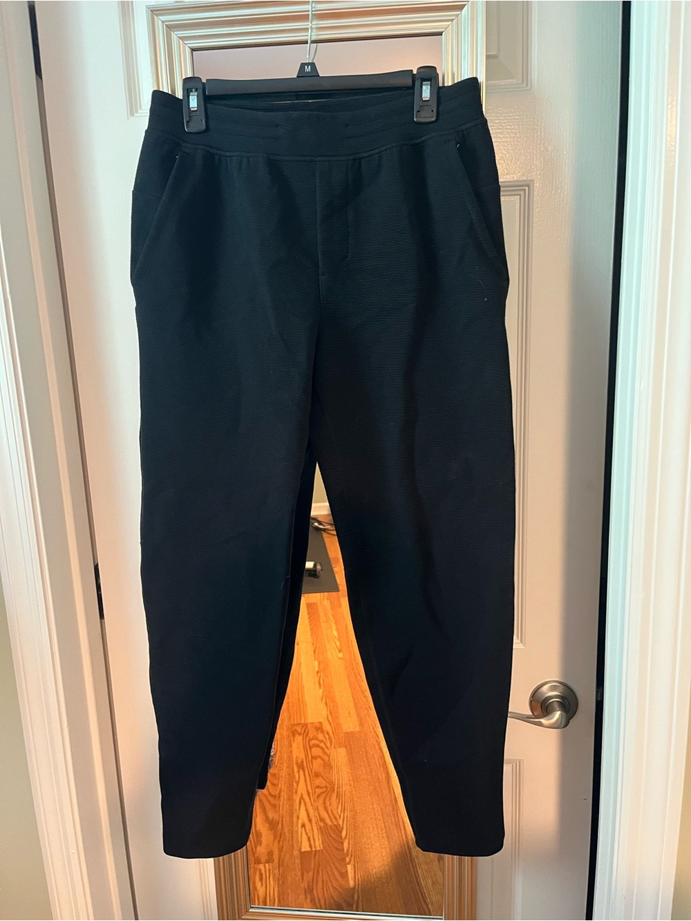 Lululemon Men's Black Textured Spacer Classic-Tapered Pant Jogger